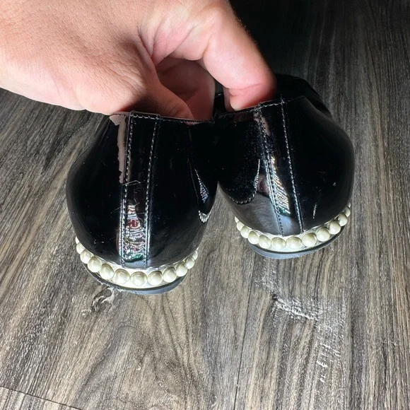 CHANEL Glossy Black Women's Flats - Picture 5 of 10